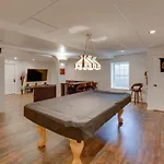 Hummelstown Hideaway With Game Room And Large Yard!