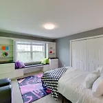 Hummelstown Hideaway With Game Room And Large Yard!