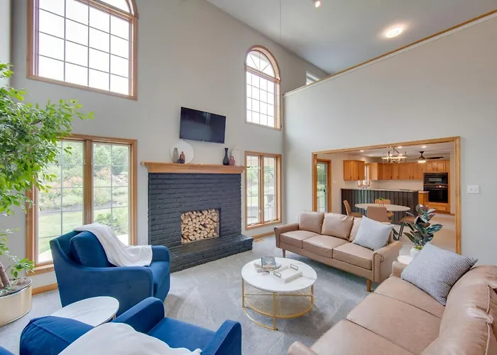Hummelstown Hideaway With Game Room And Large Yard!