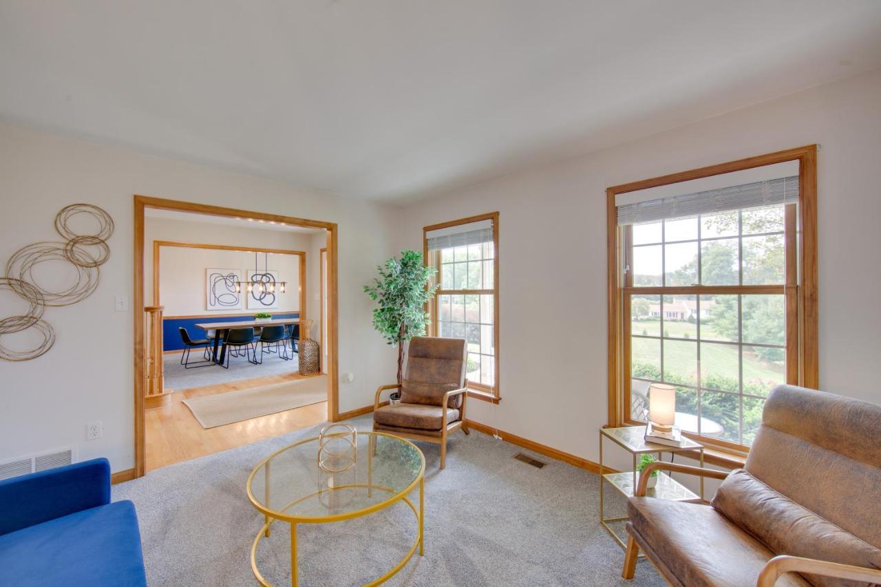 Hideaway With Game And Large Yard! Ferienhaus